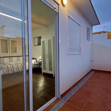 Apartamentos Bello Zona Hospital Сан-Кристобаль-де-Ла-Лагуна Экстерьер фото
