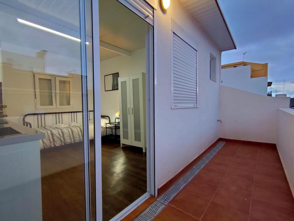 Apartamentos Bello Zona Hospital Сан-Кристобаль-де-Ла-Лагуна Экстерьер фото