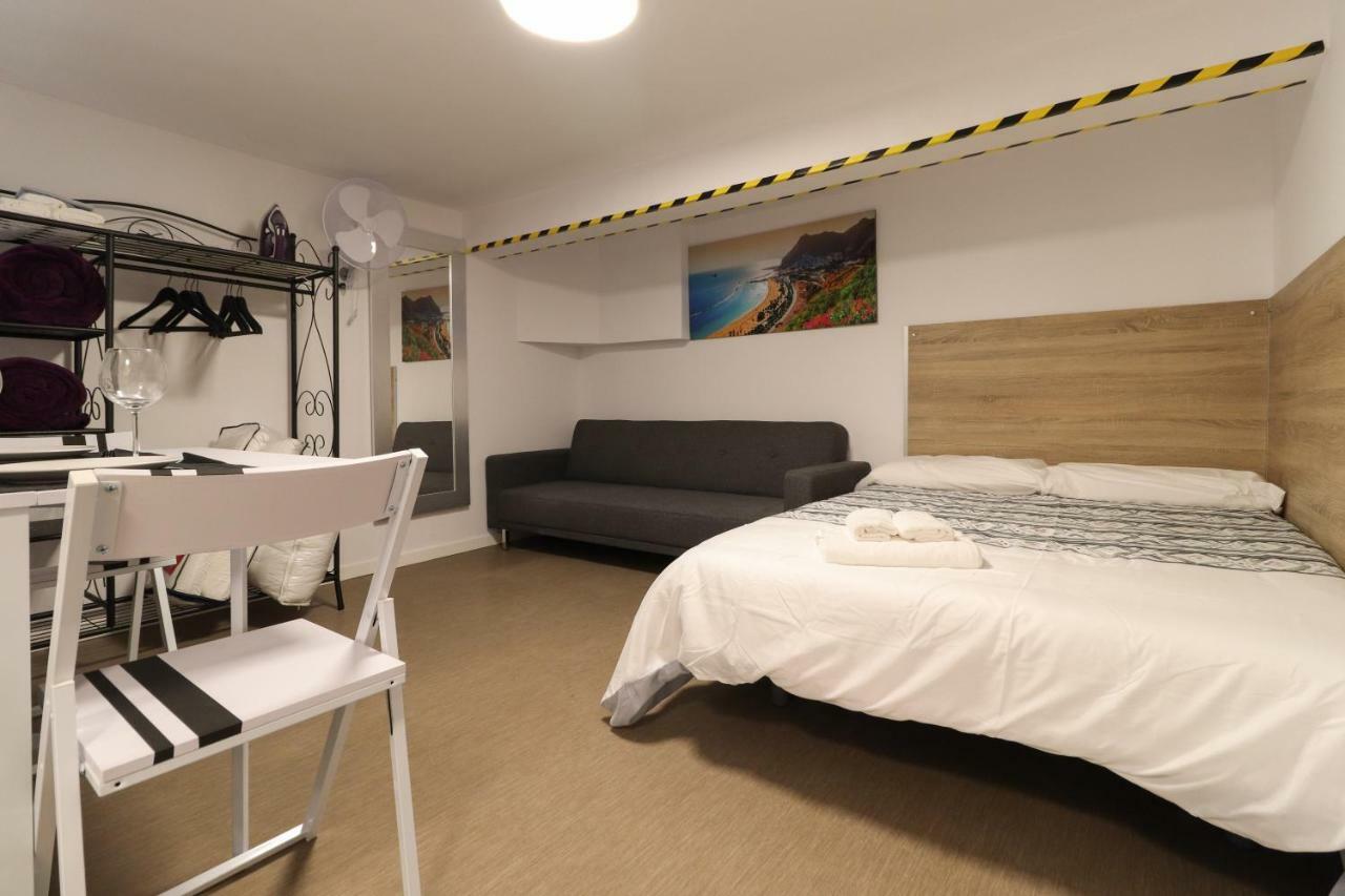 Apartamentos Bello Zona Hospital Сан-Кристобаль-де-Ла-Лагуна Экстерьер фото