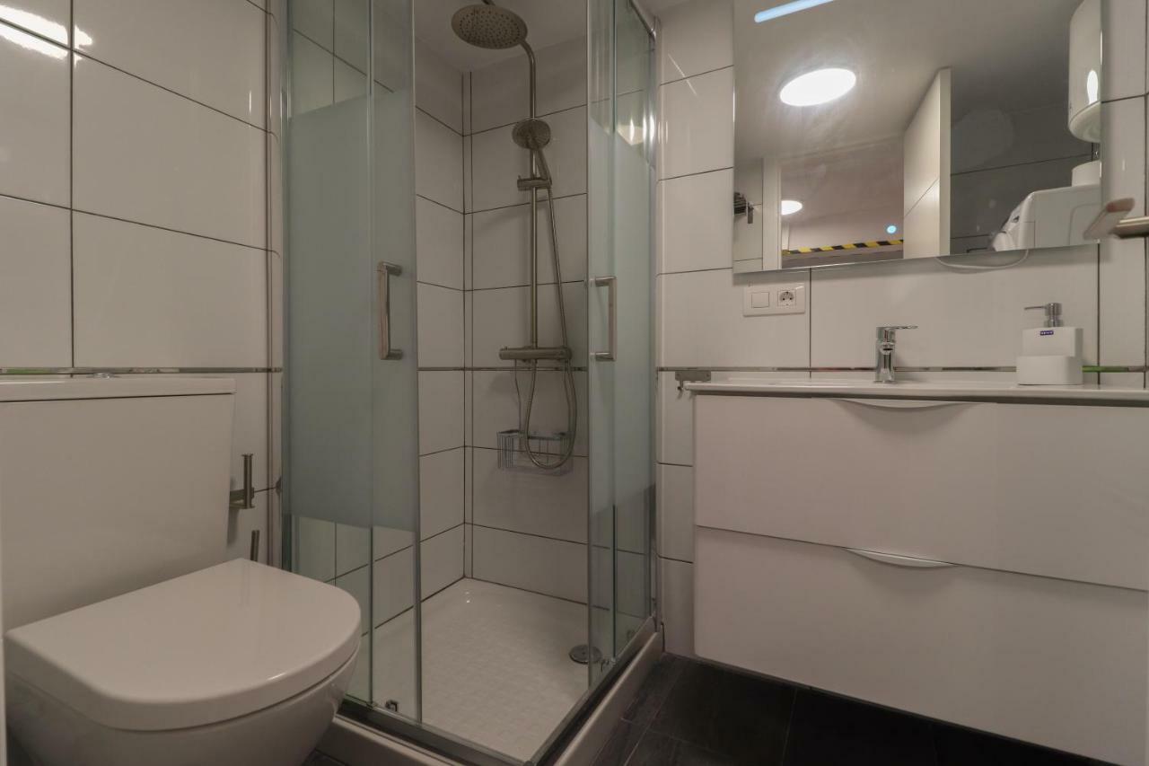 Apartamentos Bello Zona Hospital Сан-Кристобаль-де-Ла-Лагуна Экстерьер фото